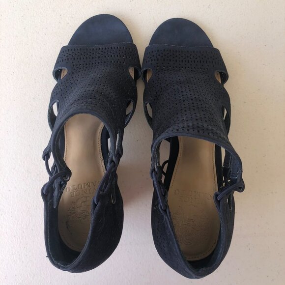 Vince Camuto Navy Corbina Size 10M Laser Cut Block Heel Ankle Boot - Picture 9 of 13